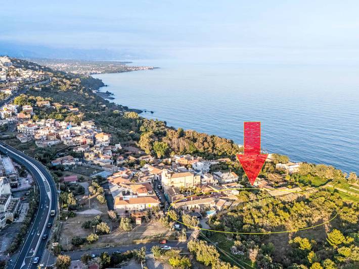 Mamma Etna in Acireale, Catania e dintorni