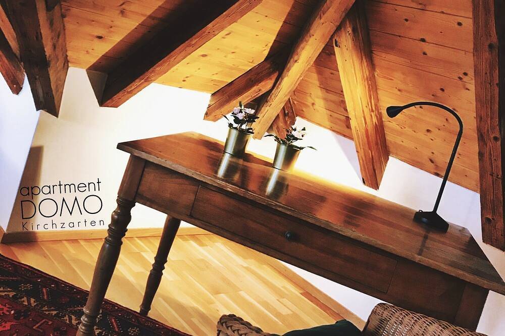 Ganze Wohnung, Maisonette-Ferienwohnung in der Fußgängerzone von Kirchzarten in Suedlicher Schwarzwald, Kirchzarten