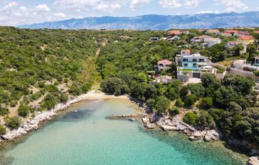 Ferienhaus für 12 Personen, mit Pool und Garten sowie Terrasse in Novalja