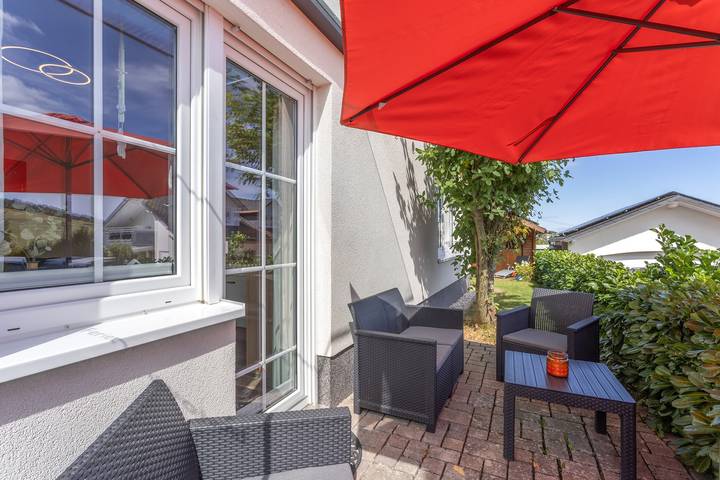 Ganze Wohnung, Ferienwohnung 'Sommerwind Am Finkenbusch' mit Bergblick, privater Terrasse und Wi-Fi in Willingen, die Mittelgebirge