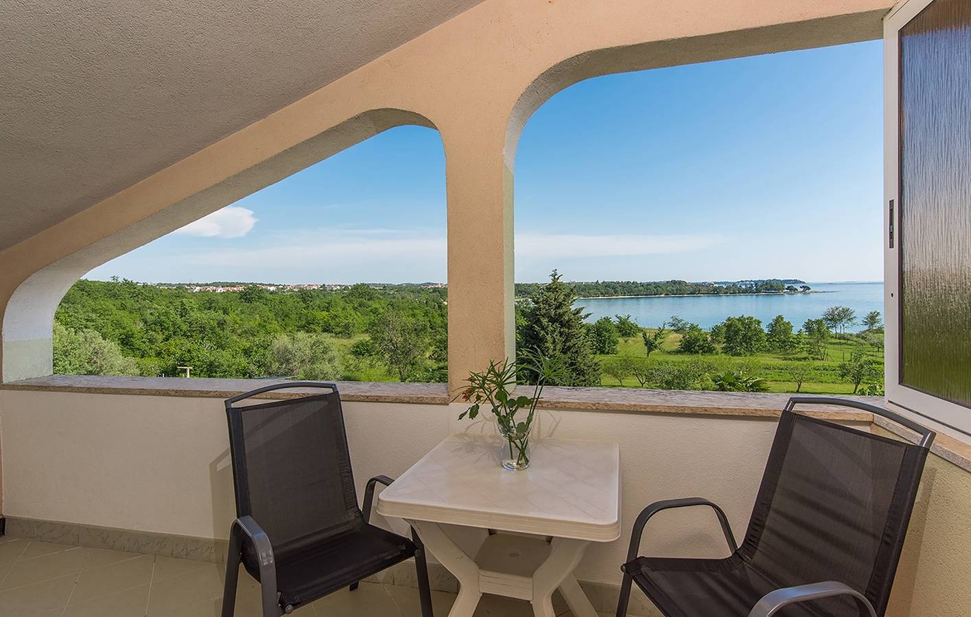 Appartement entier, Appartement de vacances pour 2 personnes avec balcon/terrasse in Cervar, Région de Porec