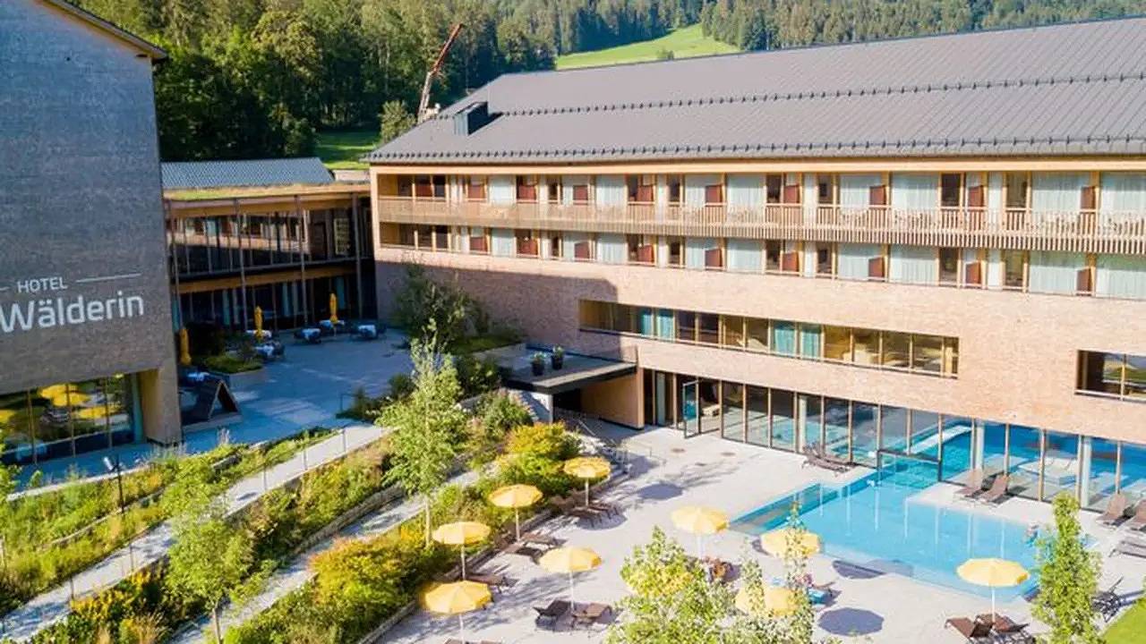 Doppelzimmer für 2 Personen (32 m²) in Mellau in Mellau, Bregenzerwald