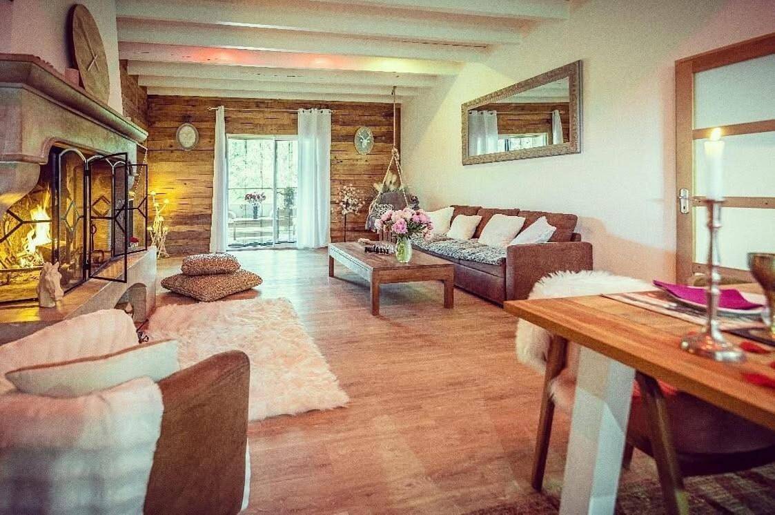 Appartement entier, Cottage with Garden View in Lunéville, Région de Lunéville