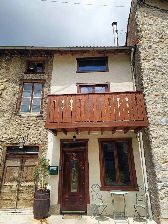 Two-Bedroom House in Belcaire, Région de Limoux