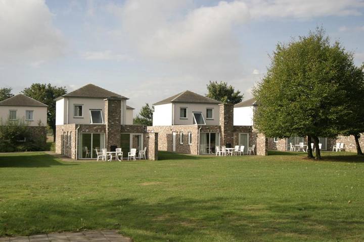 Ferienhaus für 9 Personen, mit Terrasse und Garten sowie Ausblick