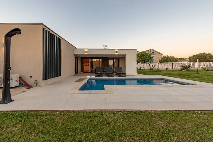 Villa D ZadarVillas in Poličnik, Zadar