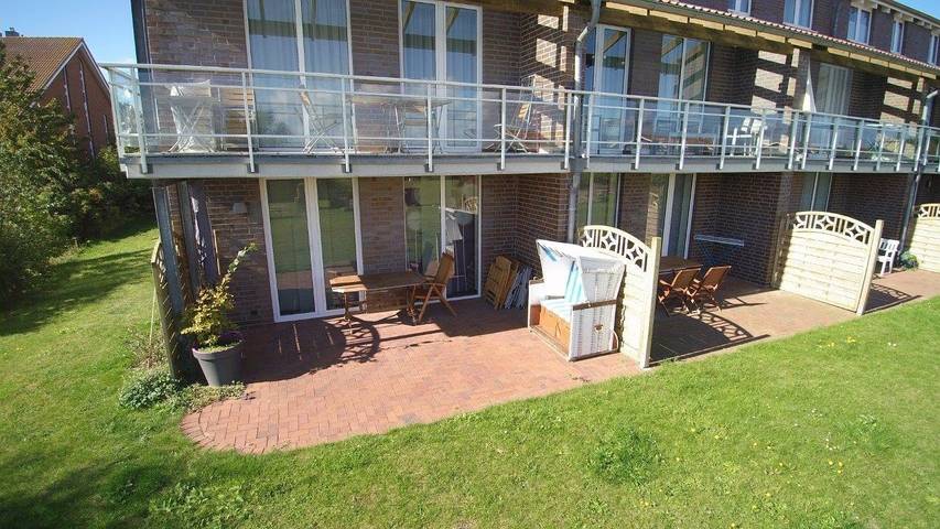 Ferienwohnung für 3 Personen, mit Terrasse und Garten sowie Sauna und Seeblick in Hohen Wieschendorf - 2