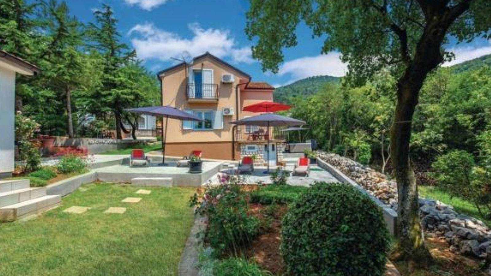House Hideaway Novi Vinodolski by Villas Guide in Primorje-Gorski Kotar