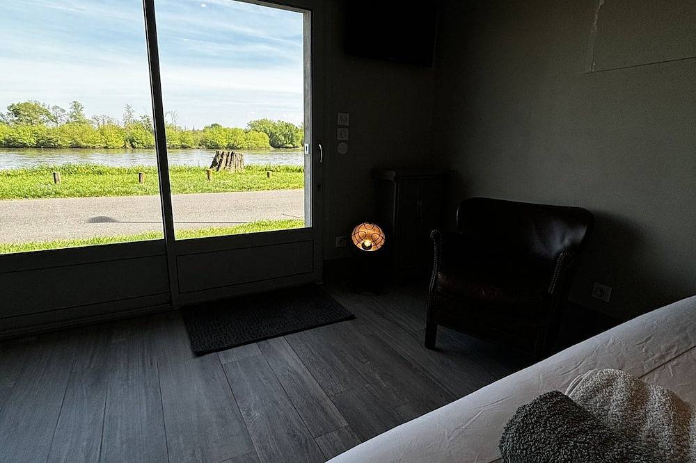 Apartamento entero, Studio Avec vue sur Loire et Grand Jardin. Animaux Accepter ! in Beaugency, Valle del Loira