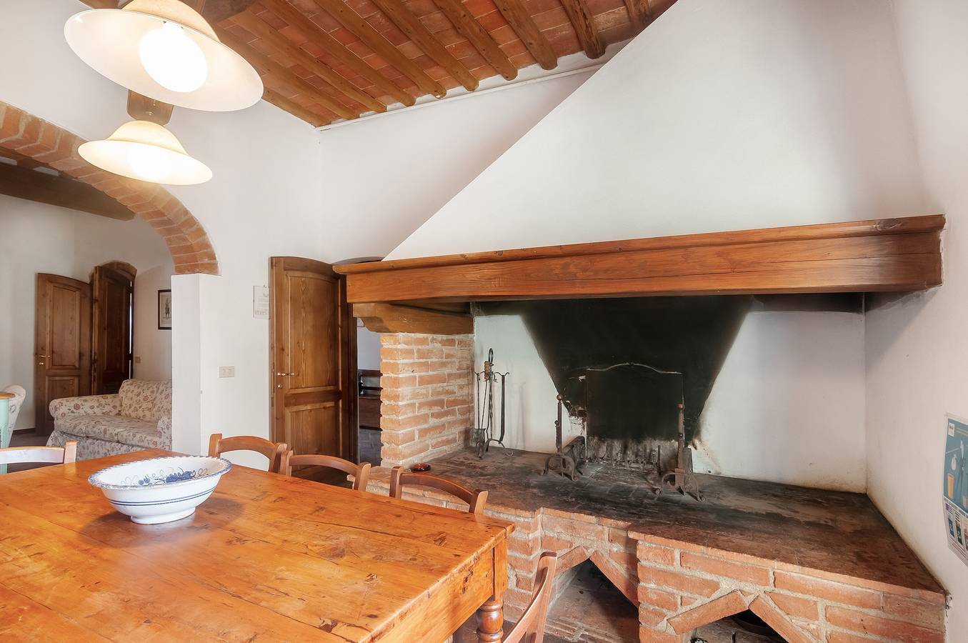 Apartamento entero, Cipressina – Amplio Apartamento Toscano con Piscina para Familias y Grupos in Montespertoli, Provincia de Firenze