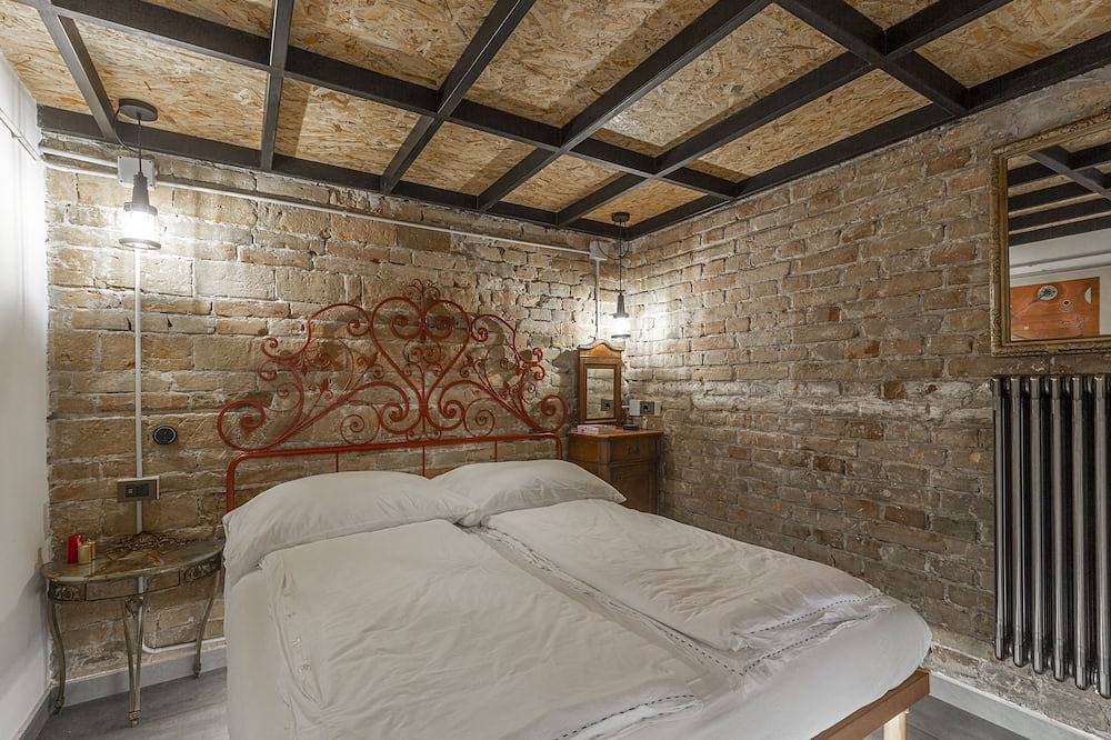 Apartamento entero, Luxury In perfect Downtown, specially designed for groups in Budapest, Közép-Magyarország