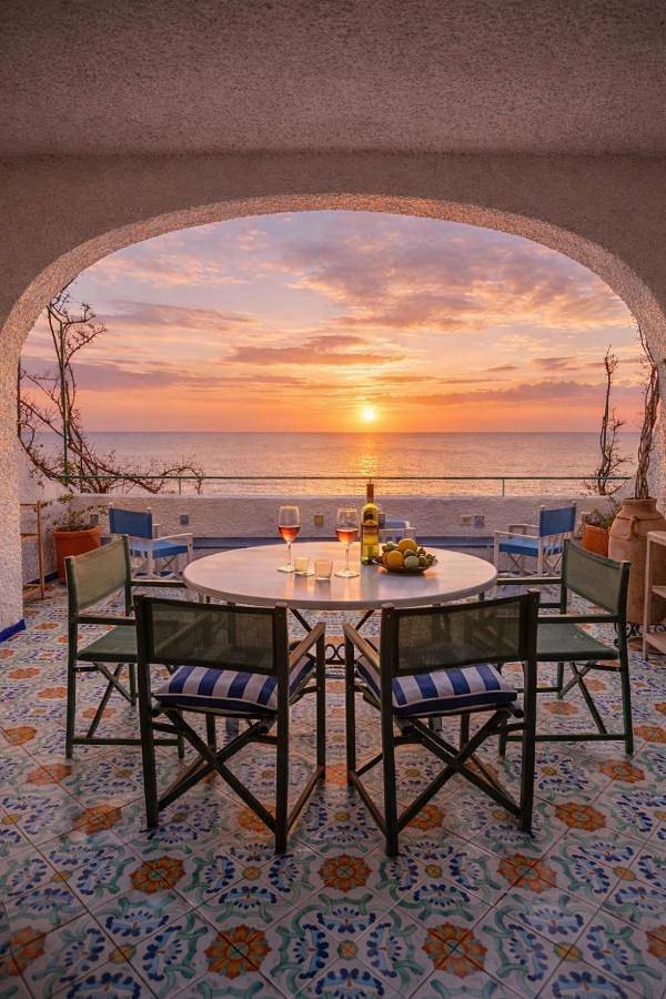 Villa per 4 persone, con panorama e giardino, con animali domestici a Conca dei Marini