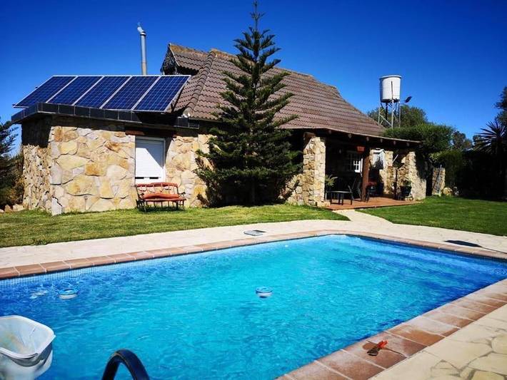 Casa de vacaciones para 12 personas, con terraza y piscina - 1