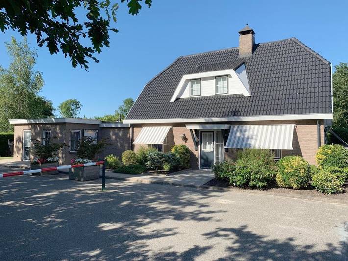Ferienhaus für 4 Personen, mit Terrasse und Garten sowie Ausblick in Goedereede