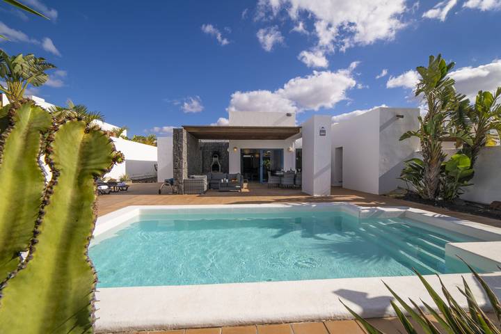 Villa pour 8 personnes, avec Vue sur l’océan ainsi que Terrasse et Jardin à Playa Blanca - 2