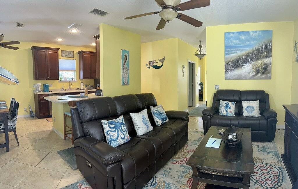 Schönes Haus 60 Schritte zum Strand! 
Herbst & Januar Specials! in Vilano Beach, St. Johns County