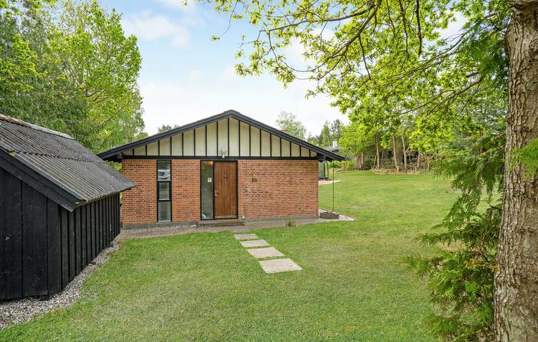 Ferienhaus für 5 Personen mit Terrasse in Dejret, Knebel