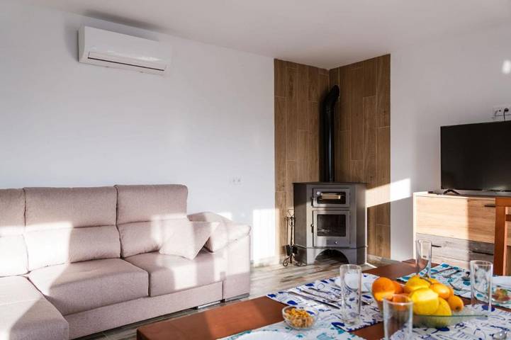 Location de vacances pour 8 personnes, avec vue ainsi que jardin et terrasse à Lanjarón - 4