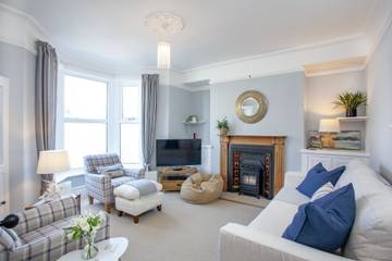 Holiday Home for 8 People in Brixham, Torbay, Photo 2