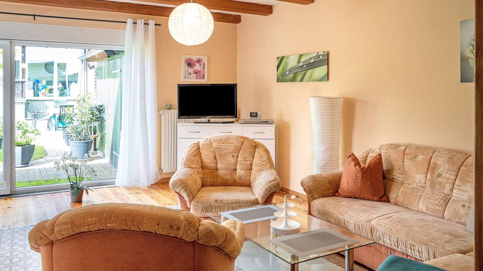 Ganze Wohnung, Ferienwohnung 'Strempel' mit privater Terrasse, privatem Garten und Wlan in Templin, Barnimerland Region