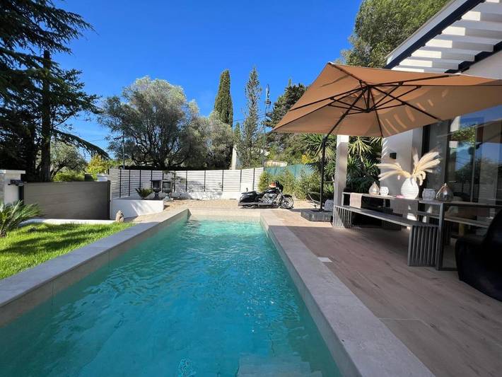 Villa pour 6 personnes, avec piscine ainsi que jardin et vue à Mougins