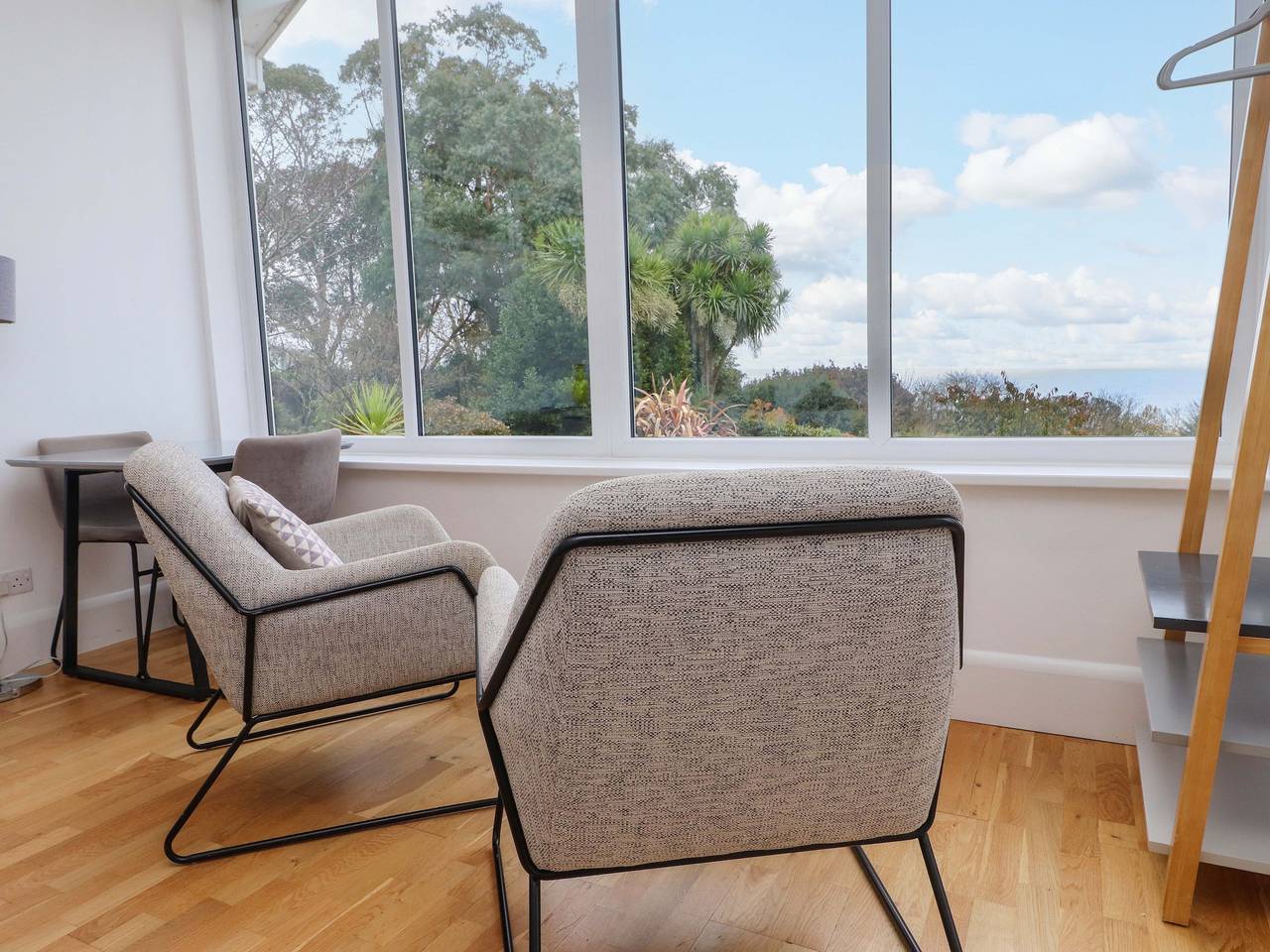 Summer Room in Llanbedrog, Gwynedd
