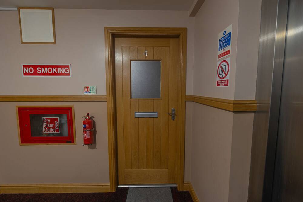 Ganze Wohnung, Apartment-Superior-Eigenes Badezimmer-1 Bedroom with Bunk Beds in Stranraer, Dumfries und Galloway