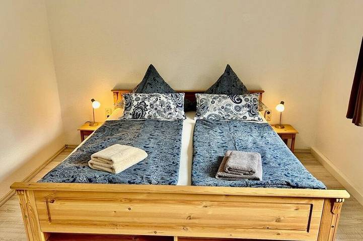 Ferienwohnung für 5 Personen, mit Garten und Pool sowie Sauna in Lengenfeld - 2