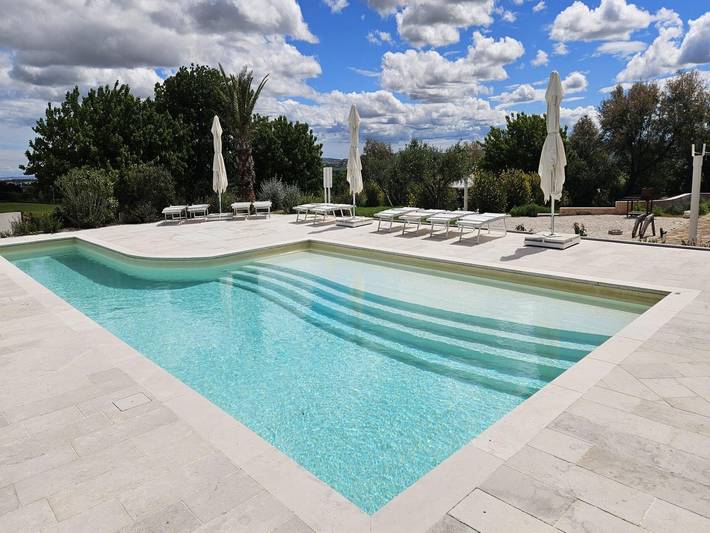 Villa con piscina per 4 persone, con giardino e piscina, adatto a famiglie con bambini nelle Marche