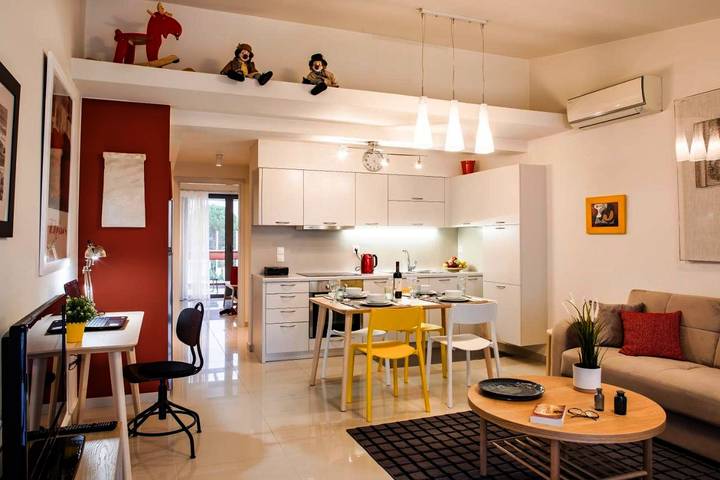 Ferienwohnung für 5 Personen, mit Balkon und Terrasse sowie Ausblick in Nafplio