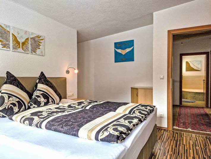Ferienwohnung für 8 Personen, mit Balkon und Terrasse sowie Garten in Tiroler Oberland - 4