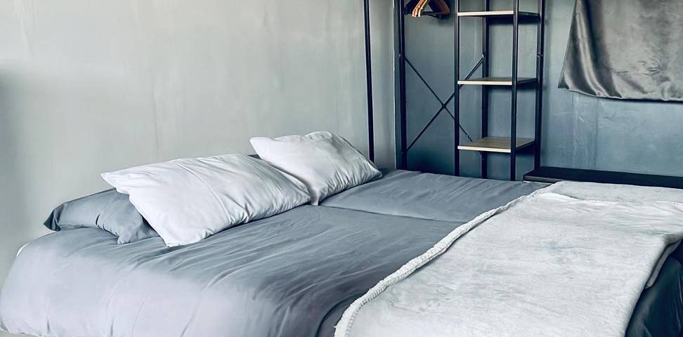 Gîte pour 2 personnes, avec jardin dans Saint-Cergues - 2