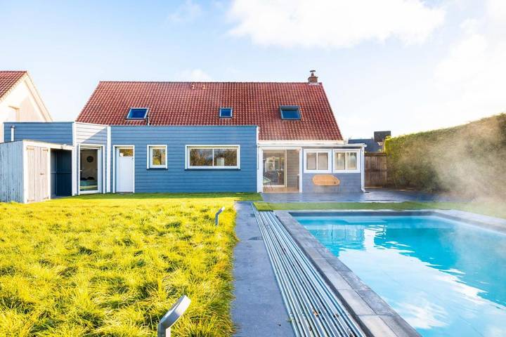 Location de vacances pour 16 personnes, avec jacuzzi ainsi que jardin et piscine à Desvres - 2