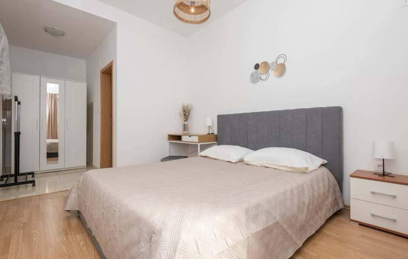 Ganze Ferienwohnung, Wohnung mit tollem Meerblick und 2 Bädern in Podaca, Makarska Riviera