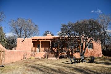 Vacation House for 12 Guests in Santa Fe, New Mexico, Picture 4