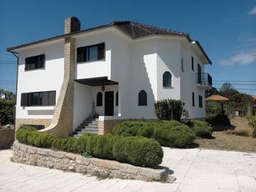 Hostel para 6 pessoas, com vista e terraço e ainda jardim, com animais de estimação em Paredes de Coura