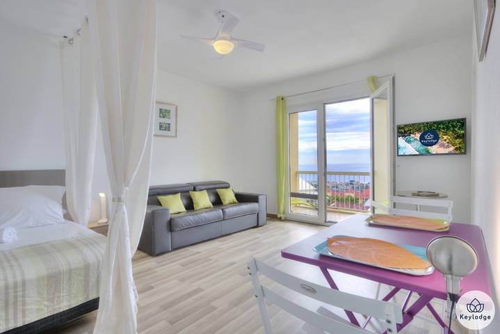 Studio pour 4 personnes, avec balcon sur l' Île de la Réunion