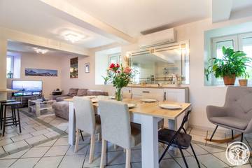 Gîte pour 6 personnes, avec jardin à Ayros-Arbouix