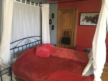 Gîte pour 2 personnes, avec jardin, adapté aux familles à Paliseul
