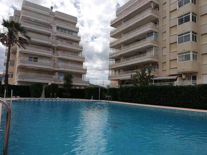 Apartamento para 6 personas, con terraza y piscina para niños además de vistas al mar y jardín en Playa Xeraco