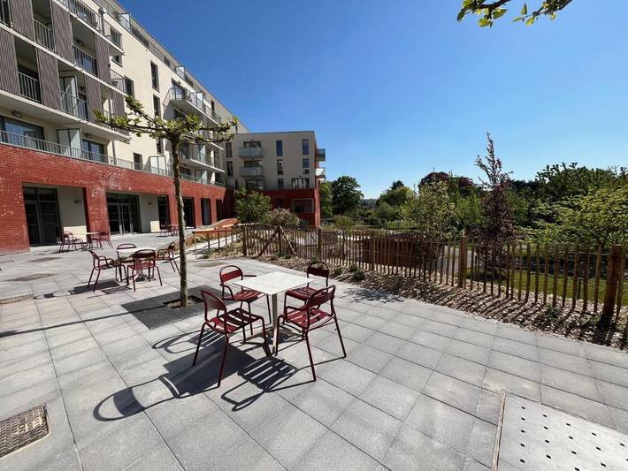 Appart’hôtel pour 2 personnes, avec jardin et vue, animaux acceptés