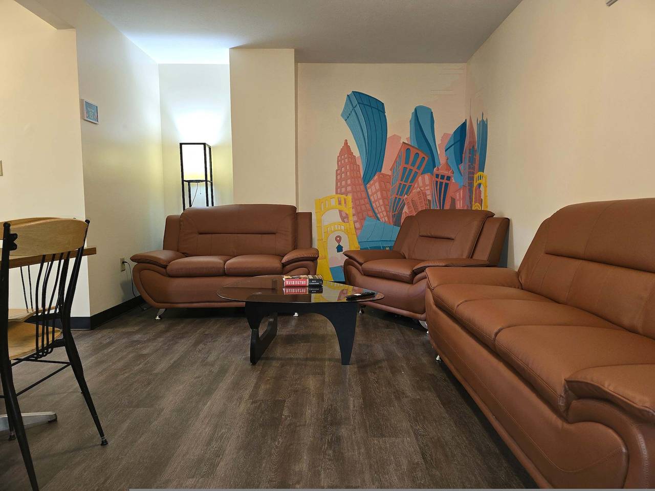 Entire apartment, 2 Bedroom Downtown Apt   Friends   Families Ideal  in Pittsburgh, Allegheny County