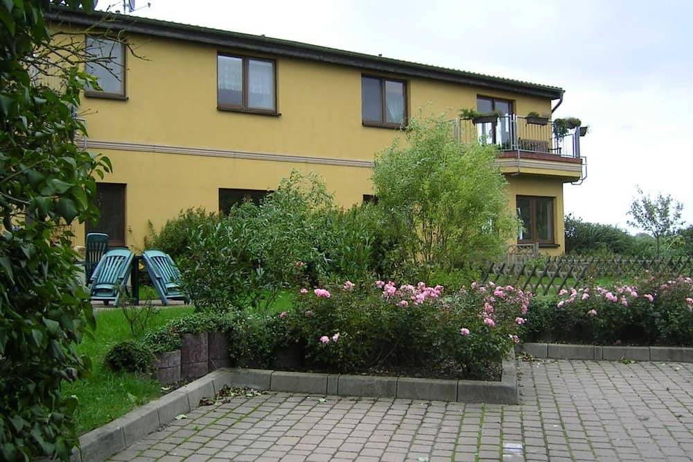 Ganze Wohnung, Ferienwohnung Alte Ziegelei - Ferienwohnung in Güstrow, Mecklenburgische Seenplatte