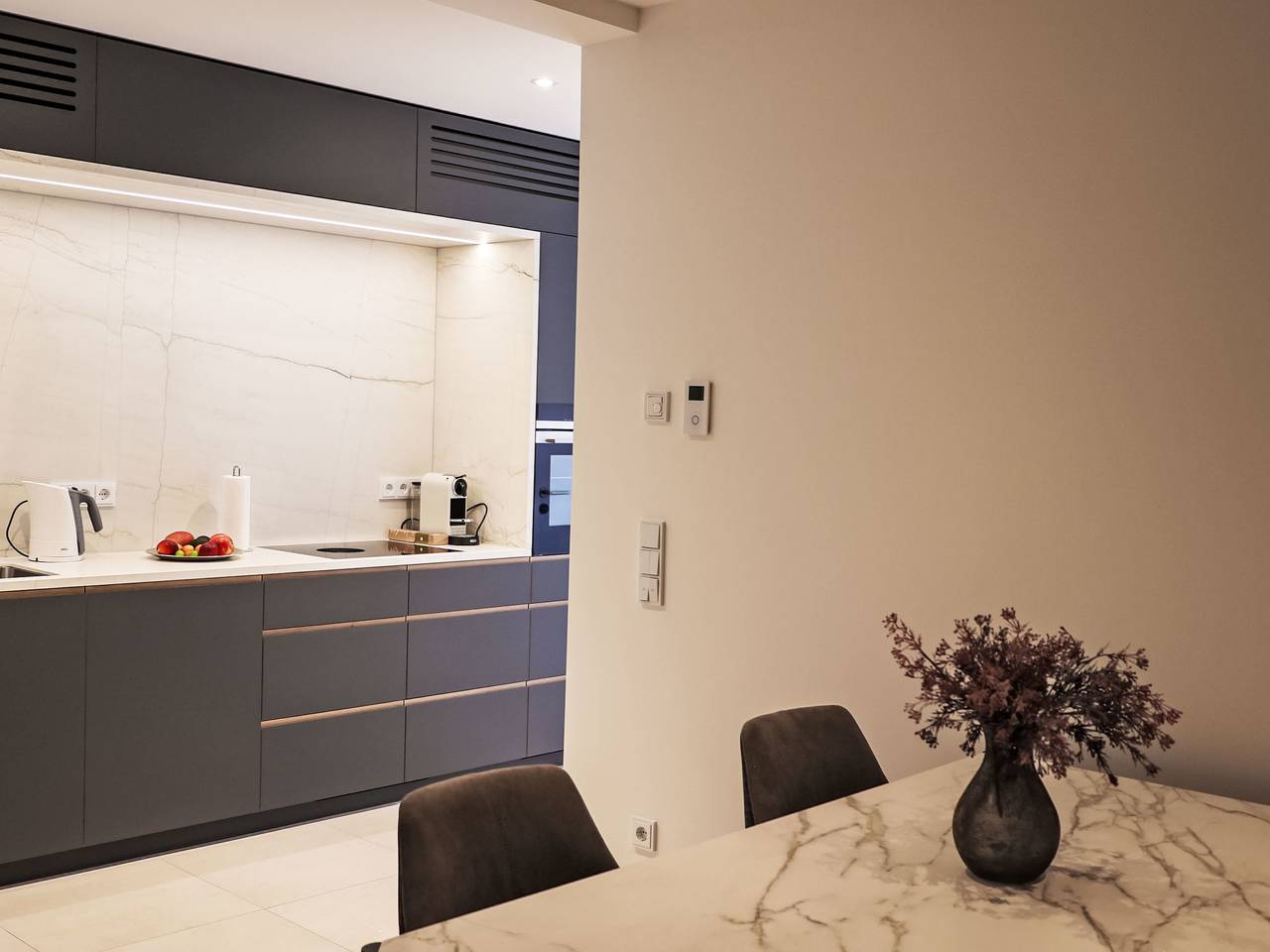 Entire apartment, Munich Finest Apartments 16 in Munich Ludwigsvorstadt, Munich