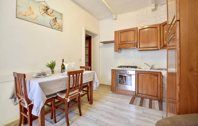 Ganze Ferienwohnung, Ferienvermietung: Massarosa 1km, AC, Parkplatz, Doppelbett in Massarosa, Italienische Riviera