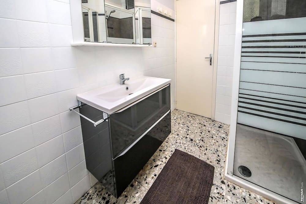 Appartement entier, Joli Appartement - Piscine - 68m2 - Gaillac in Gaillac, Région d'Albi