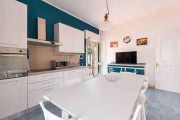 Guesthouse for 9 People in Torre Lapillo, Apulia, Photo 4