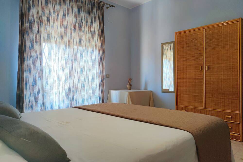 Jana Holidays in Acireale, Catania Province