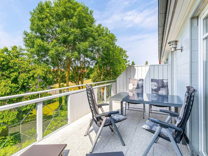 Ferienwohnung für 4 Personen, mit Balkon und Garten in Redewisch