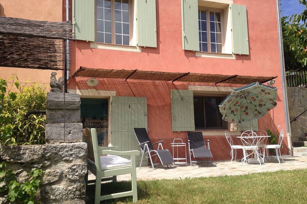 Ganze Wohnung, Castellane die Verdon-Schlucht Groß neues Studio in Castellane, Regionaler Naturpark Verdon